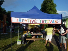 Třpytivé tetování